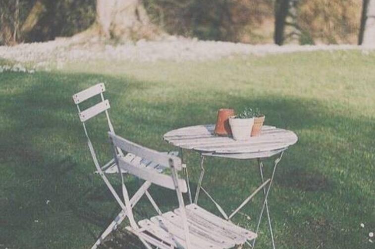 太主动就会廉价的说说文案