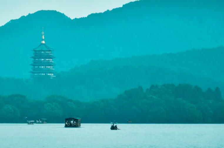 描写闲游的唯美句子文案