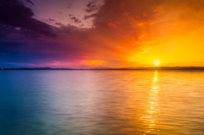 描述在海边心情很好的句子文案