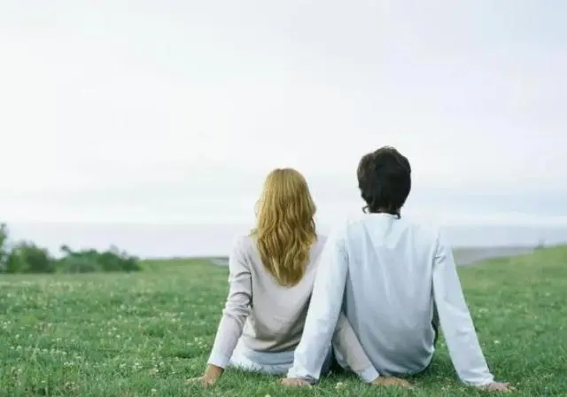 老公不会心疼人的句子文案