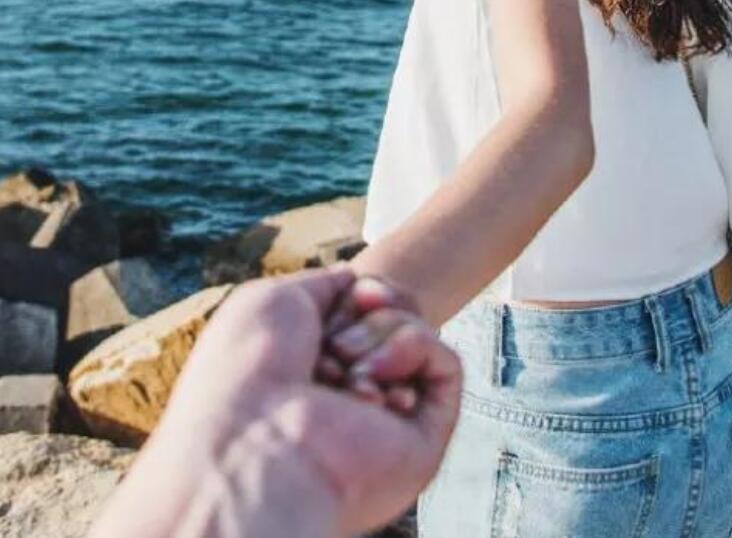 感动女友的短句