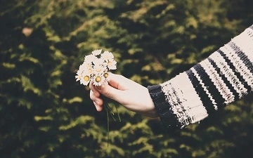 和异性保持距离的说说文案