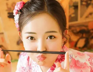 嘴巴不甜性格太直的说说文案