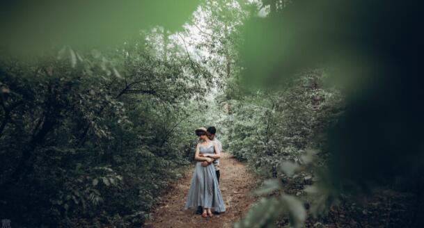 打动心爱女人煽情的话