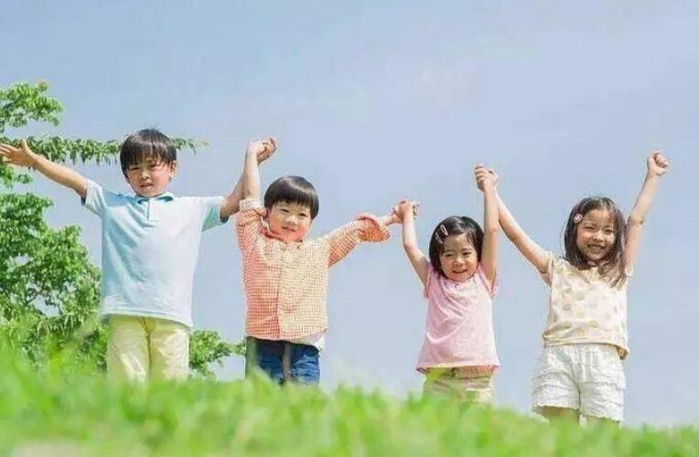 晒孩子奖状的搞笑说说文案