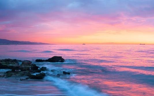 伤口疼痛的句子文案