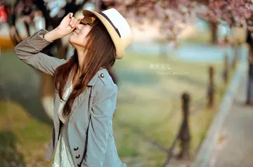 抖音很火的短句致自己的签名