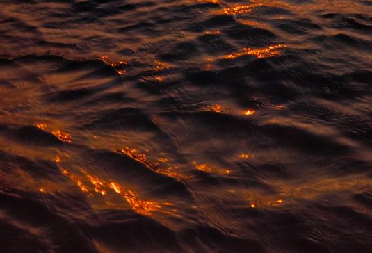 描写晚霞的现代诗句文案