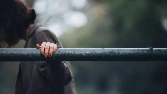 是时候该离开了的句子文案