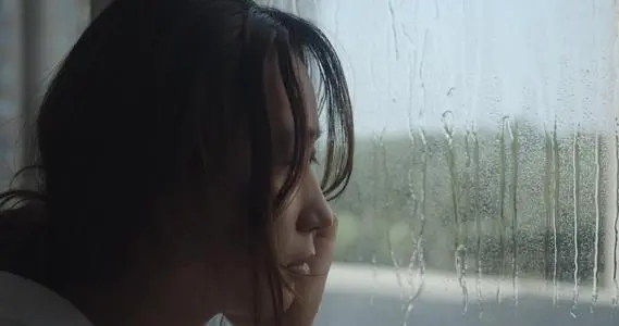 深夜伤感句子文案句句心痛图片