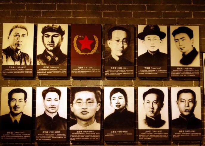 赞美革命烈士的短语