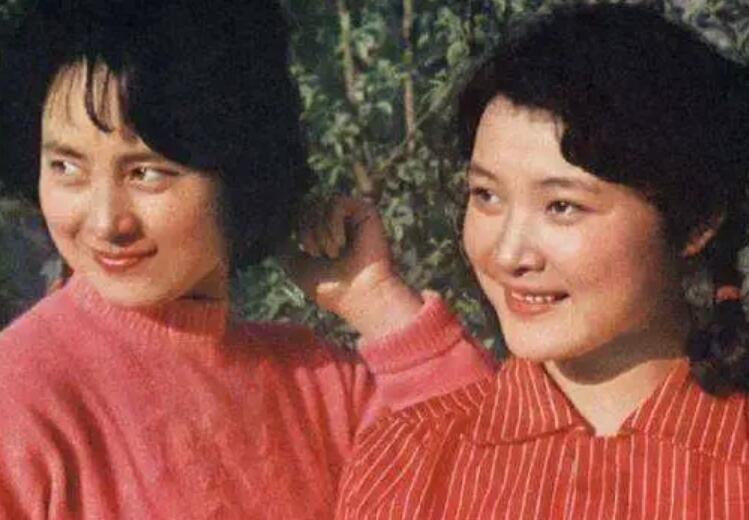 亲生姐妹情深的句子文案16字