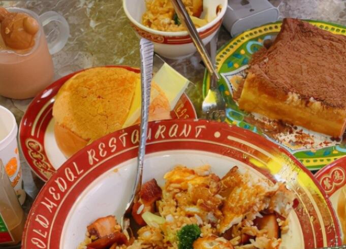 品尝美食的句子文案