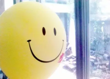 给自己一个微笑句子文案短句