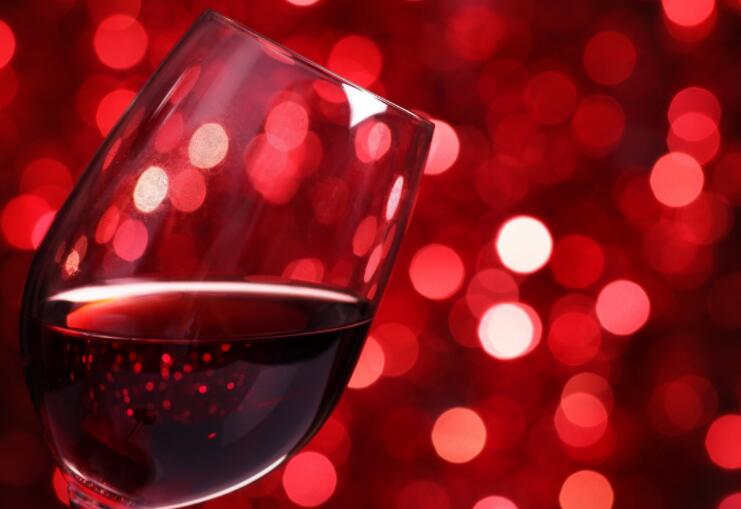 适合喝酒发朋友圈的句子文案