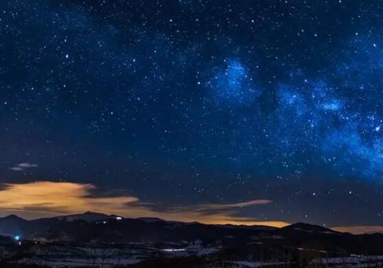 描写星空的优美段落