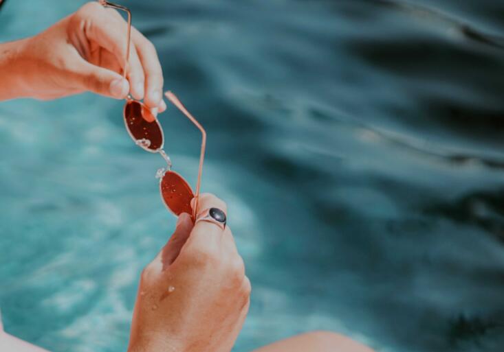 伤透心的女人很绝情句子文案