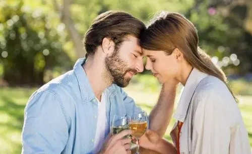 夫妻不体谅对方的句子文案