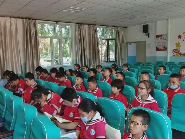 六年级下册作文好词好句文案