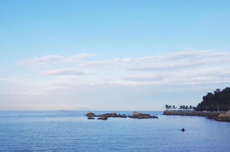 有关海的温暖文艺短句