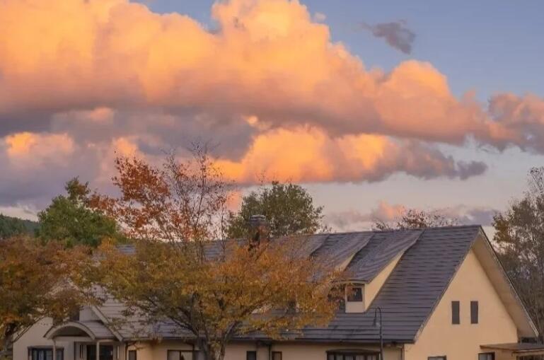 形容温柔的晚风的句子文案