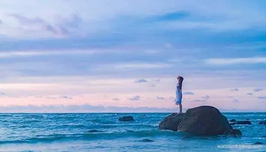 去海边玩心情好的句子文案