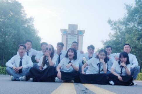 夏天的小文艺句子文案