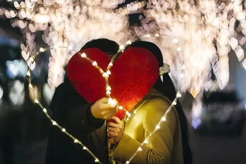 成熟伤感的爱情句子文案