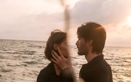 表达对爱情自私的句子文案