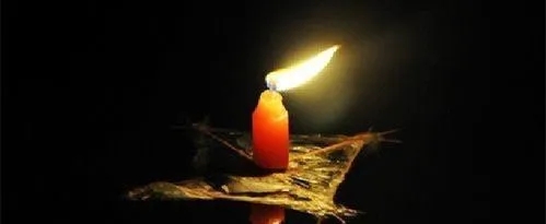 安慰朋友节哀顺变的暖心句子文案