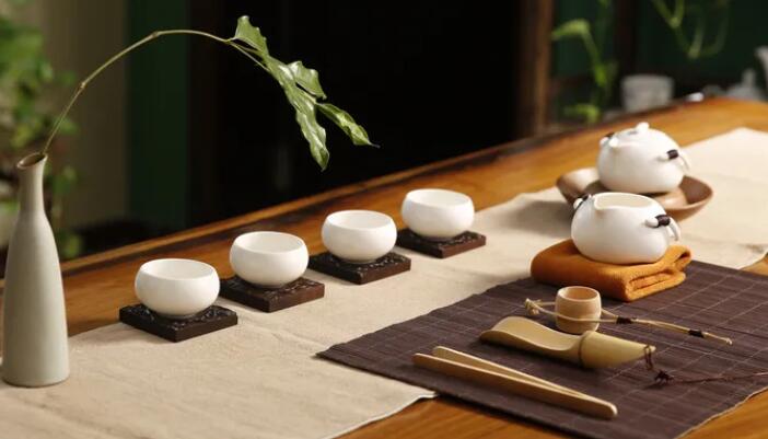 修身养性静心的诗词