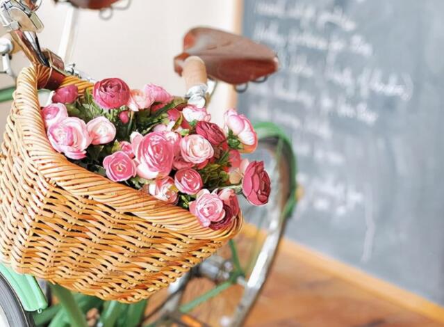 说说伤感到心痛的句子文案配图