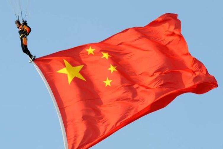 赞美国旗的句子文案