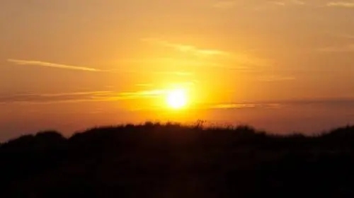 八个字温暖的短句子文案