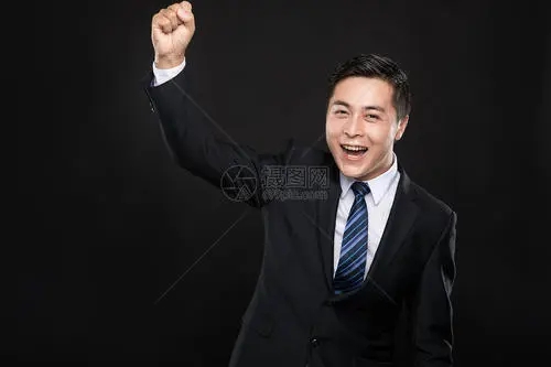 鼓励男人加油的话霸气