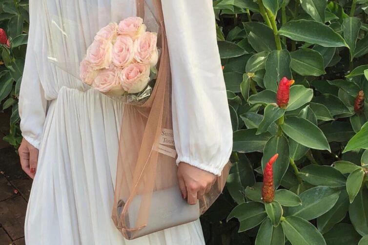 六个字个性签名女