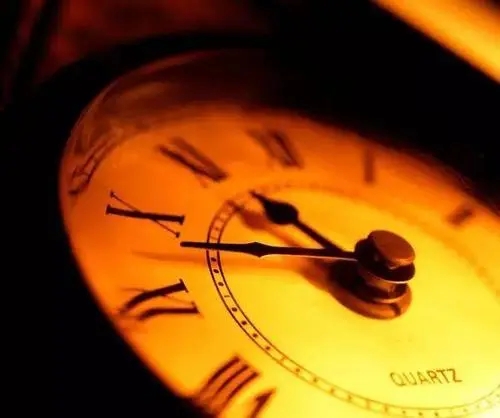 表达岁月流逝的句子文案