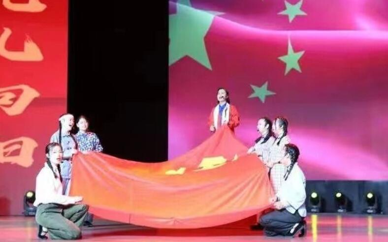 童心向党名言句子文案