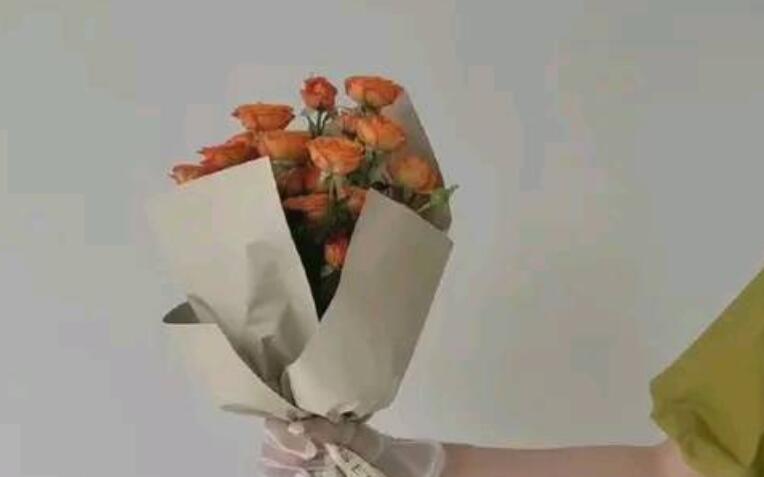 感情上自欺欺人的句子文案