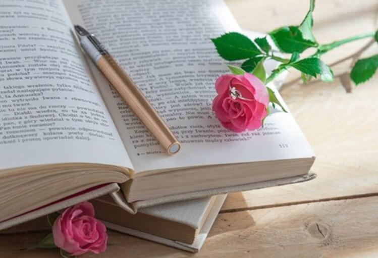 女人早安励志语录文案图片