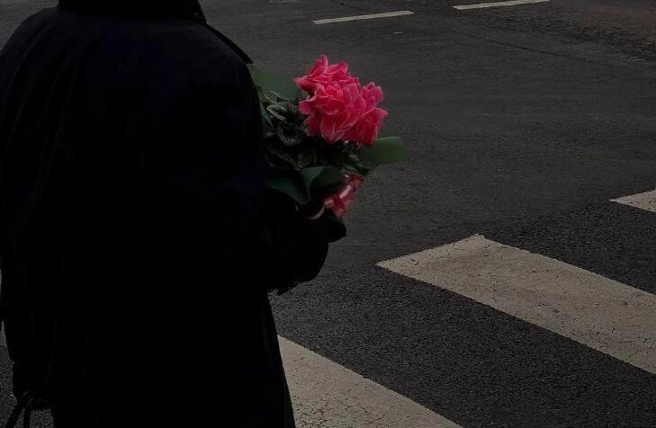 关于真实的句子文案