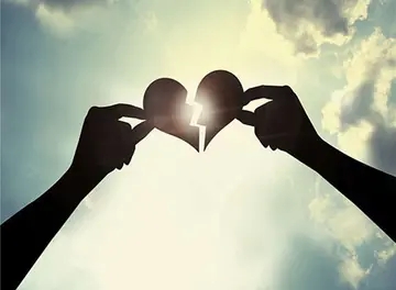 暗示心凉的句子文案