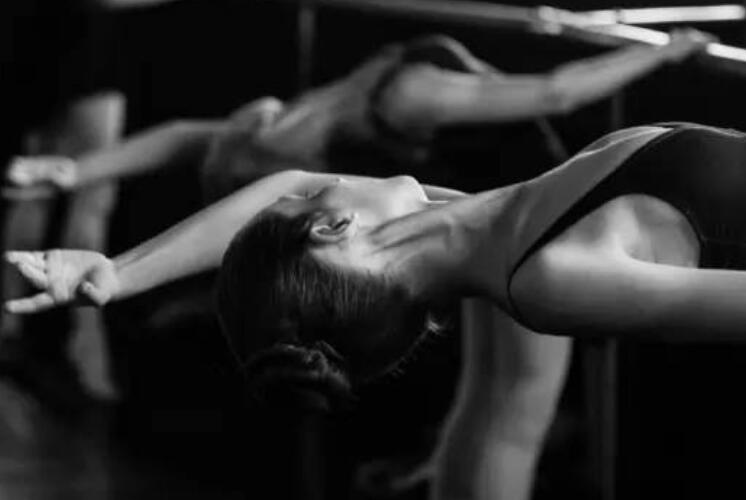 送给练舞蹈的女儿寄语