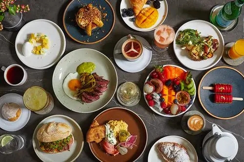 享受愉快午餐的句子文案