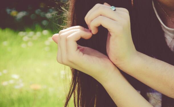 关于亏欠的唯美的句子文案