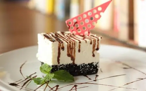 形容蛋糕美味的句子文案