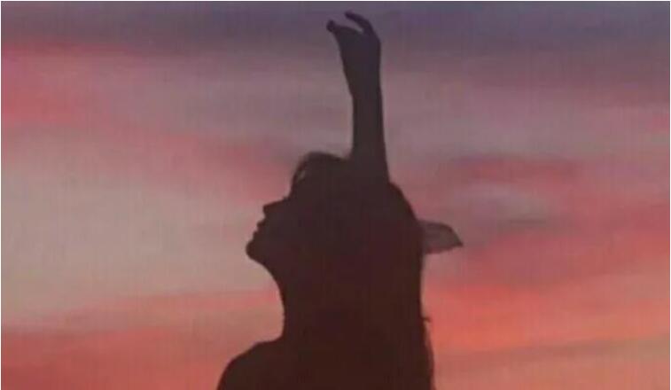 关于初见的文案