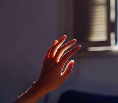 表示手痛的句子文案