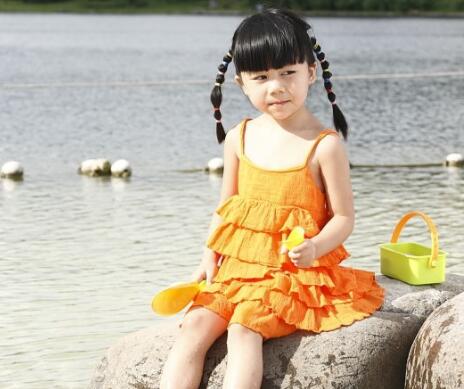 形容美女戏水的句子文案