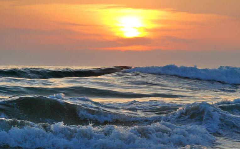 和爱人一起看海心情说说文案